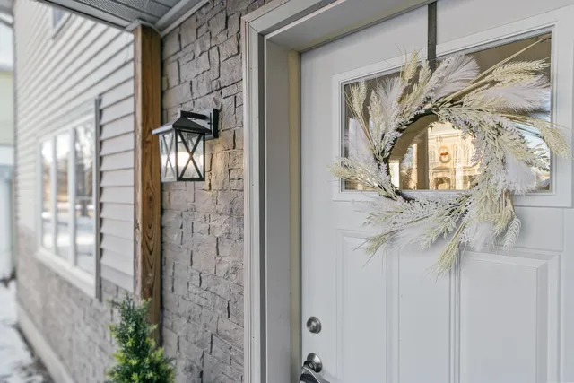 $239,000 | 225 North Pine Street, Reedsburg, WI 53959