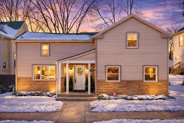 $229,000 | 225 North Pine Street, Reedsburg, WI 53959