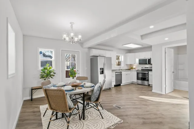 $239,000 | 225 North Pine Street, Reedsburg, WI 53959