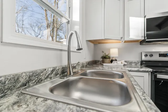 $239,000 | 225 North Pine Street, Reedsburg, WI 53959