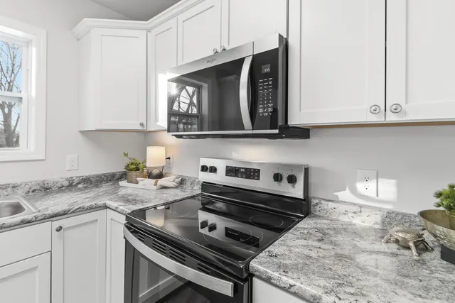 $239,000 | 225 North Pine Street, Reedsburg, WI 53959