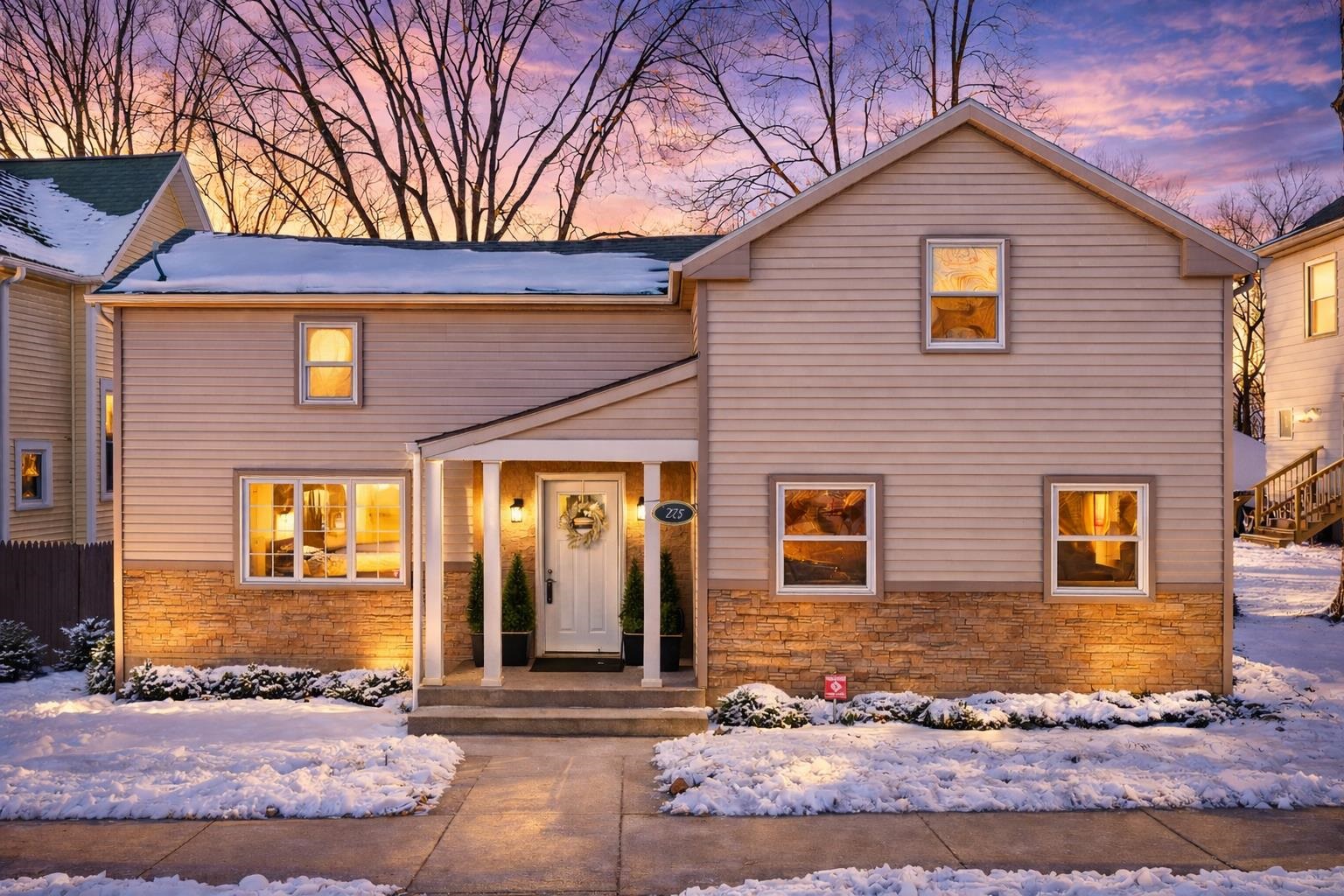 225 North Pine Street Reedsburg, WI 53959 - Photo 2 of 34