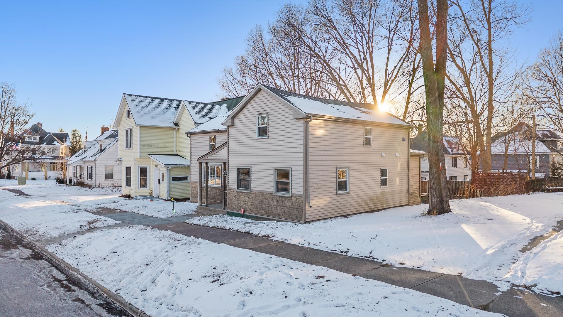 225 North Pine Street Reedsburg, WI 53959 - Photo 31 of 34