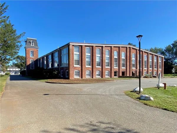 $415,000 | 40 Web Avenue, Unit 217, North Kingstown, RI 02852