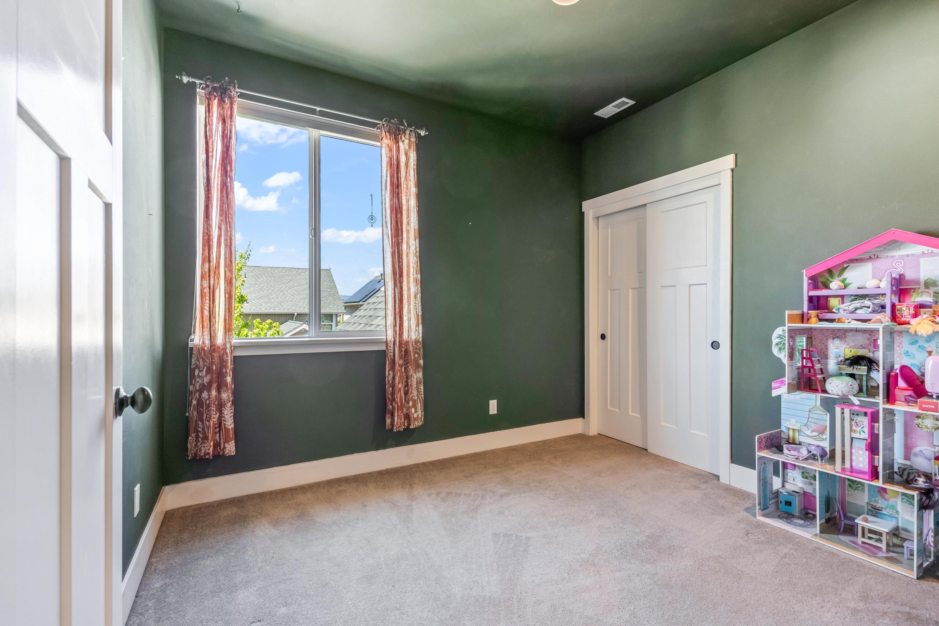 61591 Aaron Way Bend, OR 97702 - Photo 20 of 36 20