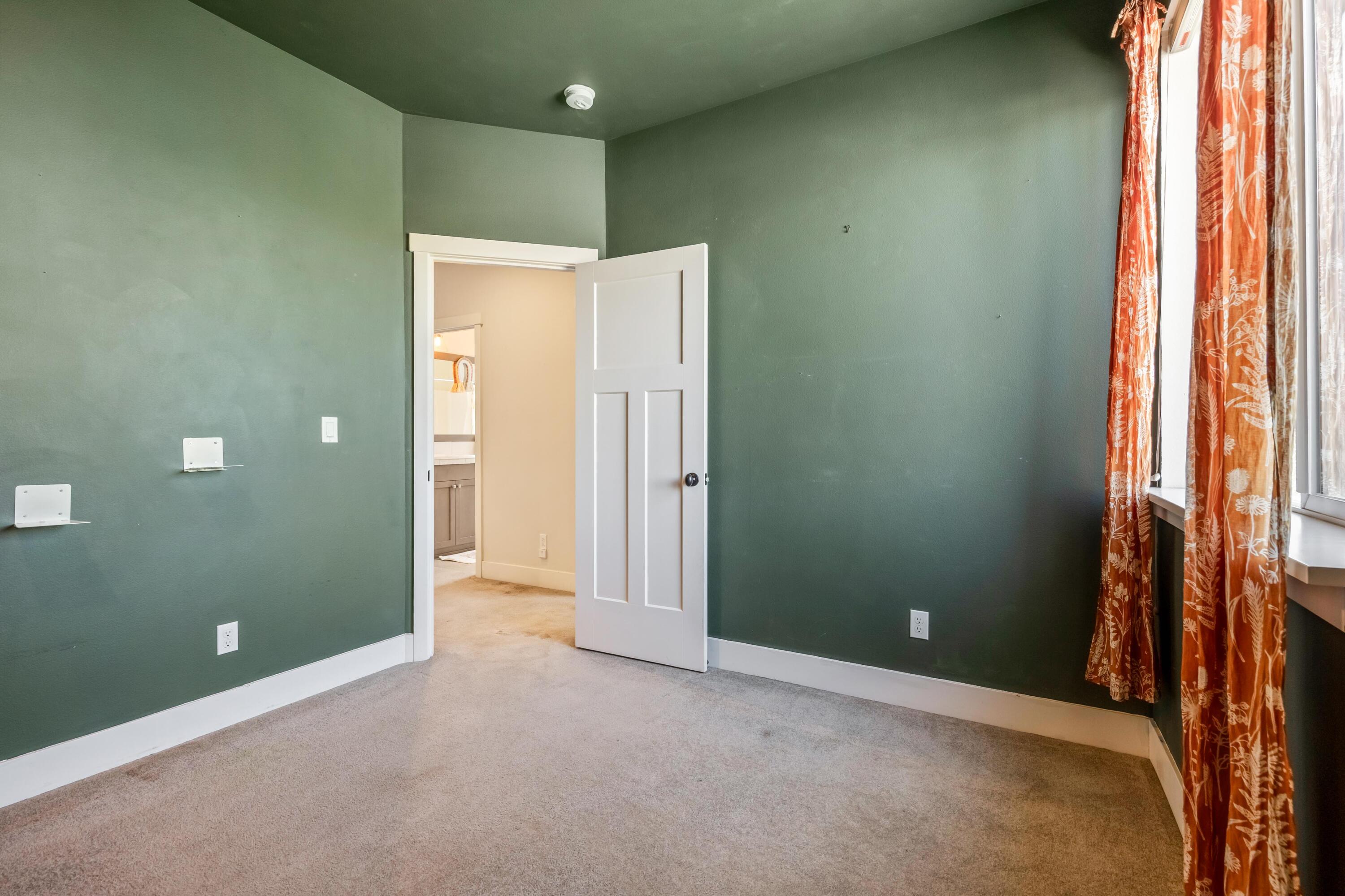 61591 Aaron Way Bend, OR 97702 - Photo 21 of 36 21