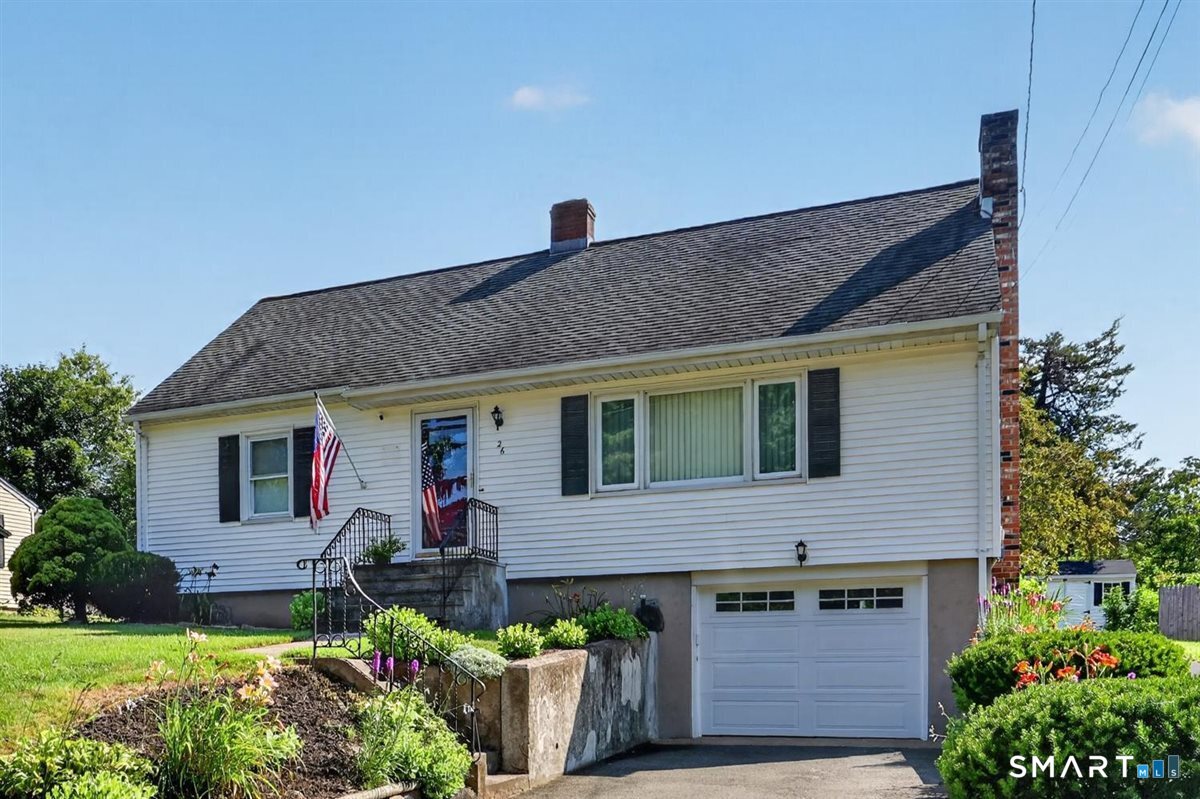 26 Russell Road Meriden, CT 06450 - Photo 2 of 36