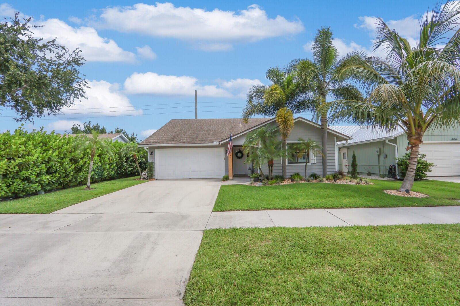 6691 Southeast Raintree Avenue Stuart, FL 34997 - Photo 1 of 36 Front