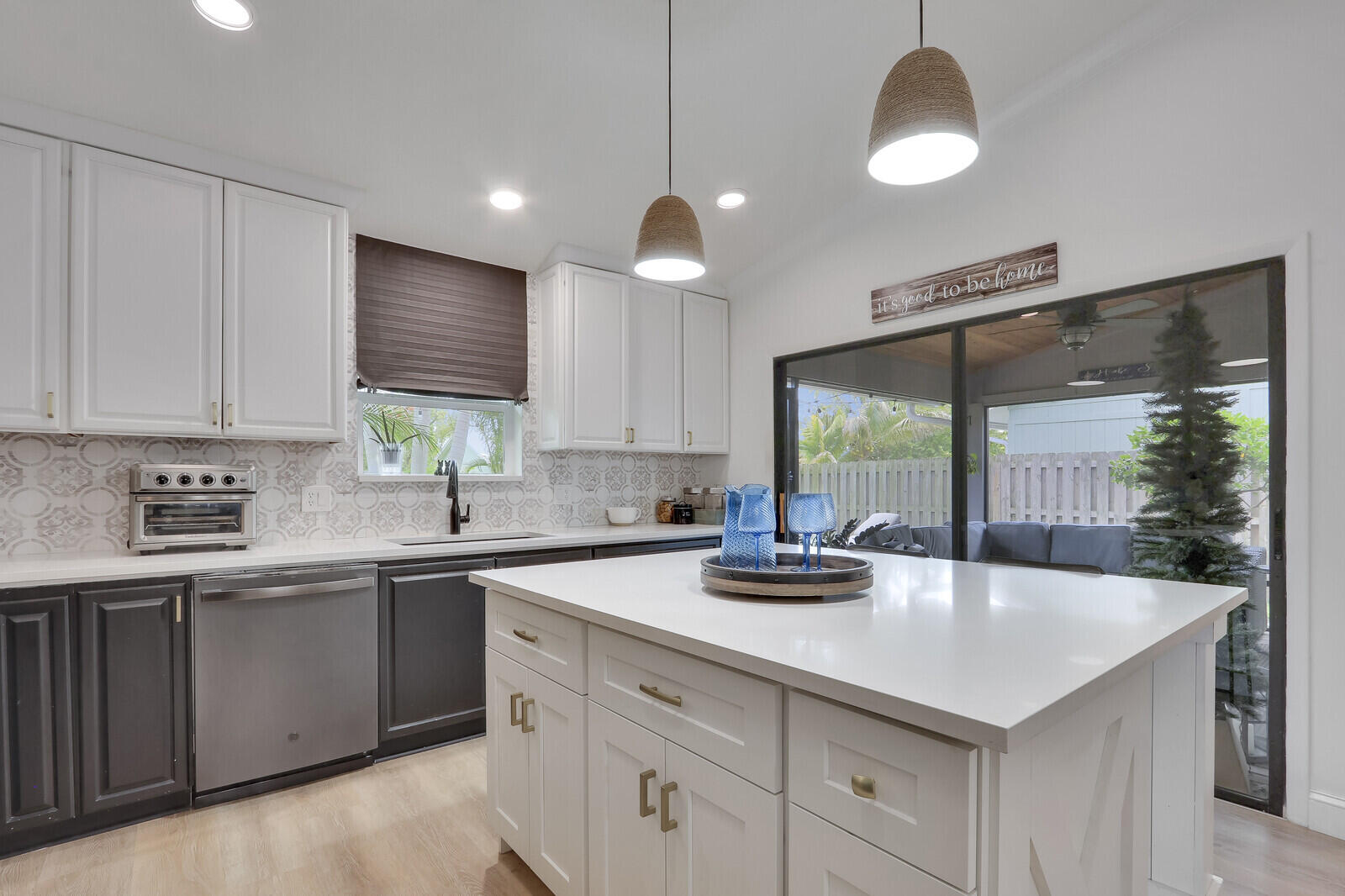 6691 Southeast Raintree Avenue Stuart, FL 34997 - Photo 14 of 36 Kitchen
