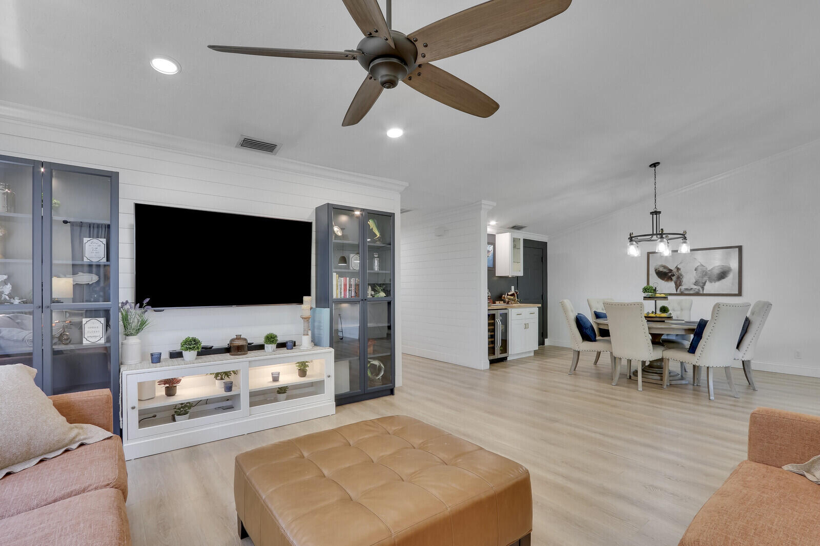 6691 Southeast Raintree Avenue Stuart, FL 34997 - Photo 6 of 36 Living area