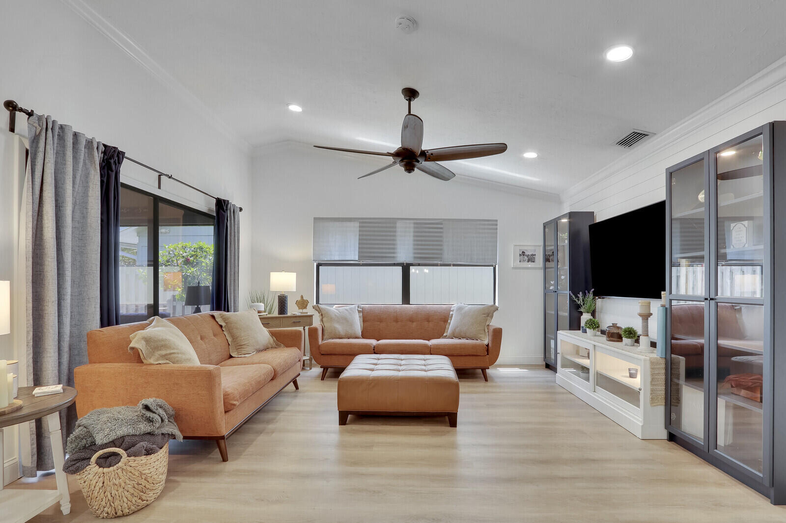 6691 Southeast Raintree Avenue Stuart, FL 34997 - Photo 7 of 36 Living area