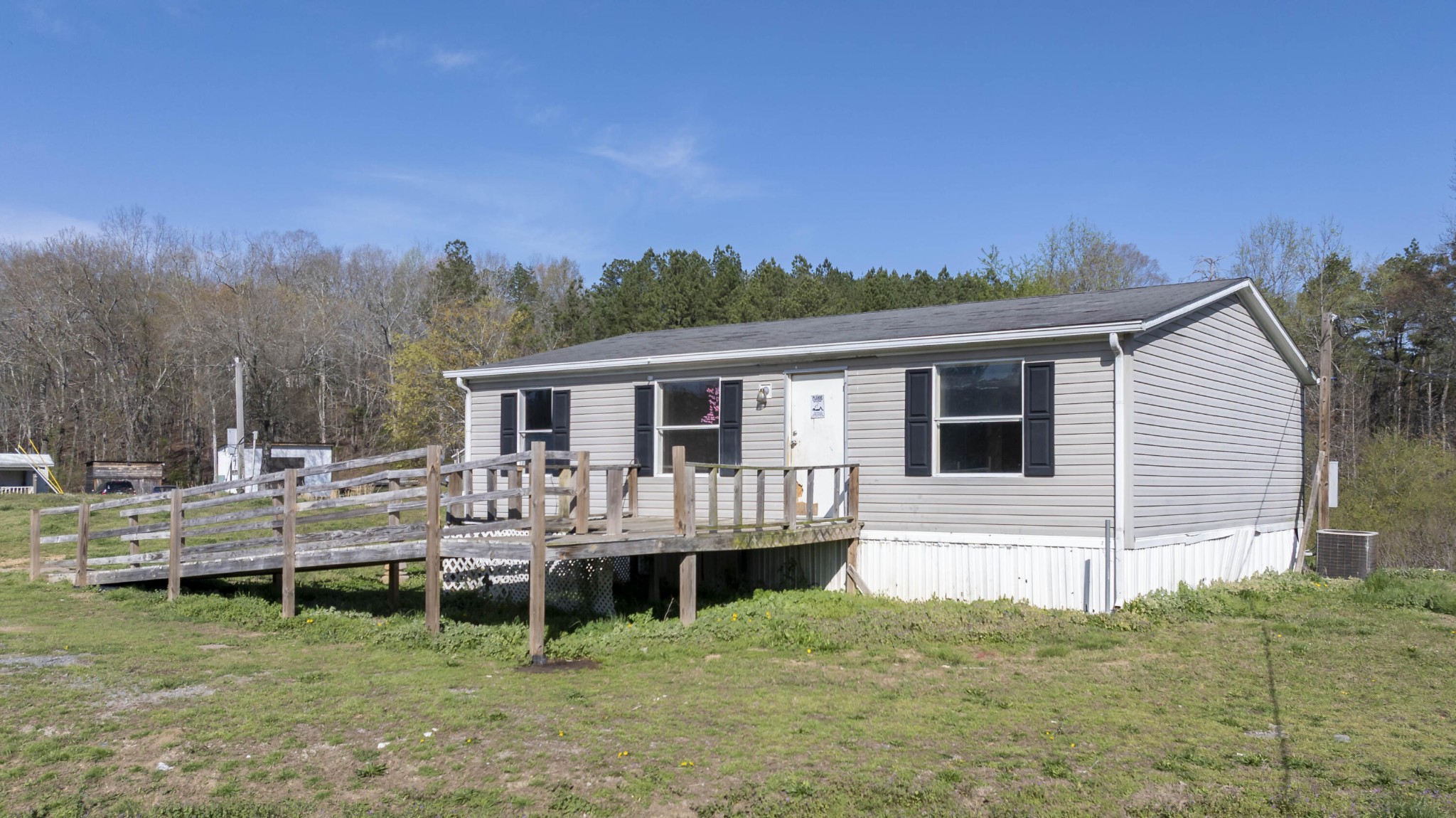 164 Griffith Lane Decatur, TN 37322 - Photo 3 of 22 Gallery Image 3