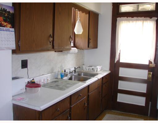 1007 1st Street McKees Rocks, PA 15136 - Photo 2 of 11 Kitchen.