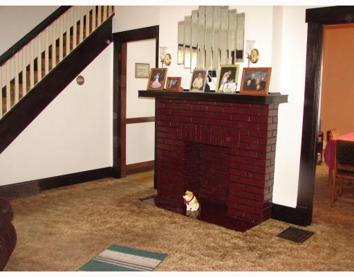 1007 1st Street McKees Rocks, PA 15136 - Photo 3 of 11 Living Room.