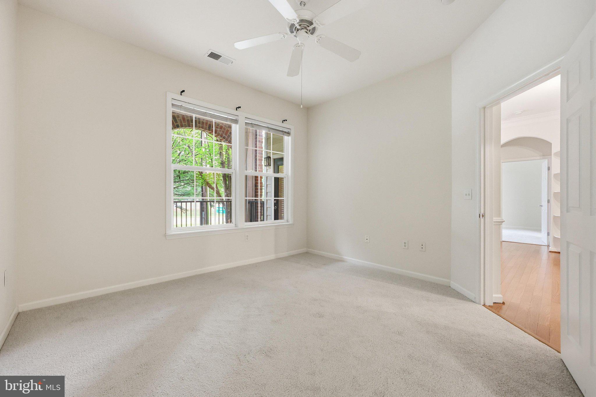 7 Booth Street, Unit 110 Gaithersburg, MD 20878 - Photo 23 of 50