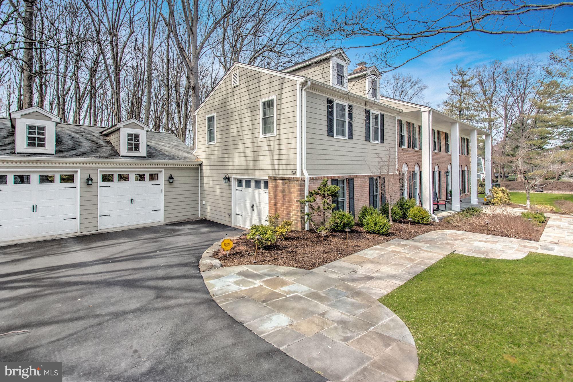 2036 Adams Hill Road Vienna, VA 22182 - Photo 23 of 25 Front Exterior/Garage