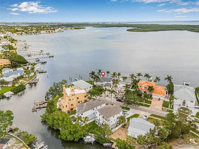 $1,425,000 | 1819 Bayou Grande Boulevard Northeast, St. Petersburg, FL 33703
