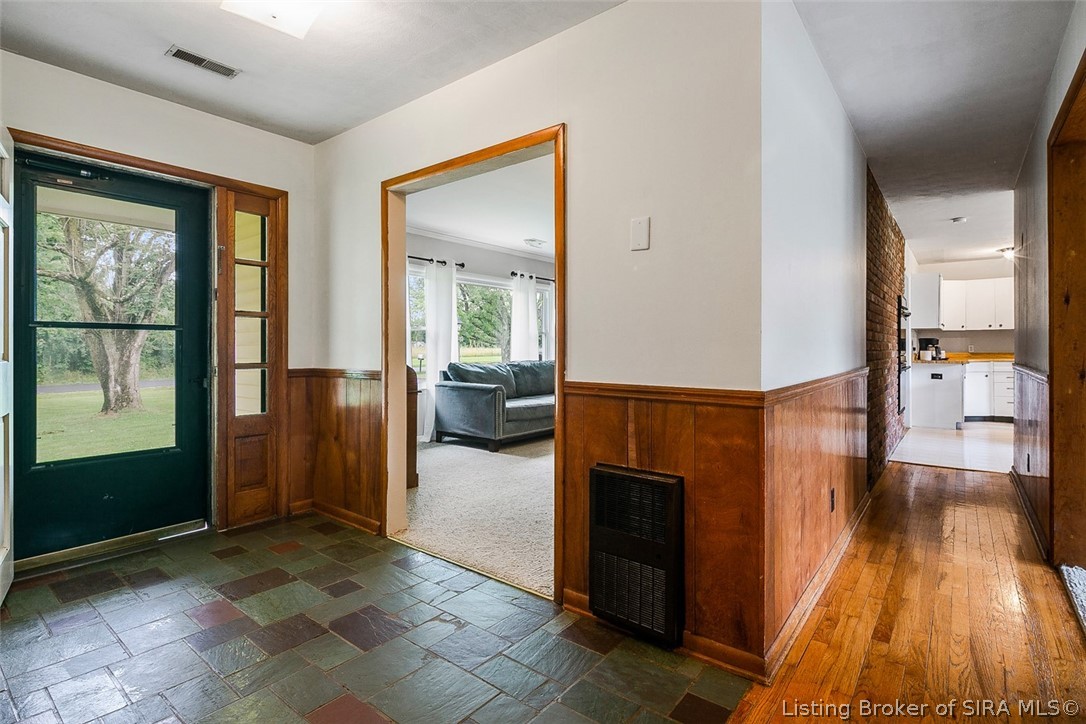 652 Thomas Hill Road Madison, IN 47250 - Photo 3 of 59
