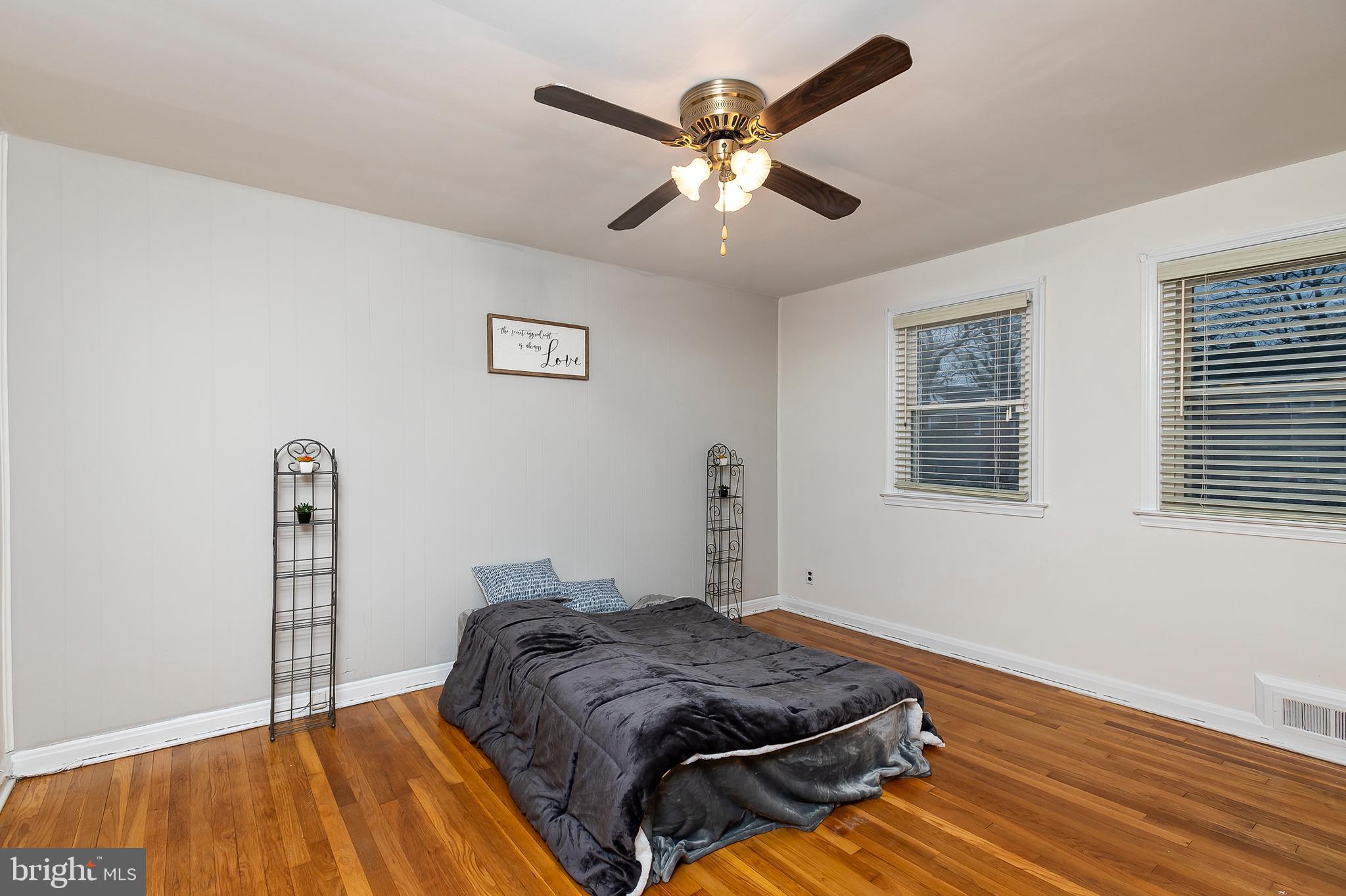 1616 Walterswood Road Baltimore, MD 21239 - Photo 15 of 24 Primary Bedroom