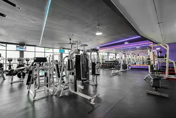 $3,500 | 1000 West Avenue, Unit 214, Miami Beach, FL 33139