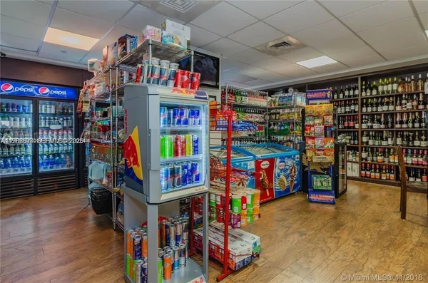 $3,500 | 1000 West Avenue, Unit 214, Miami Beach, FL 33139