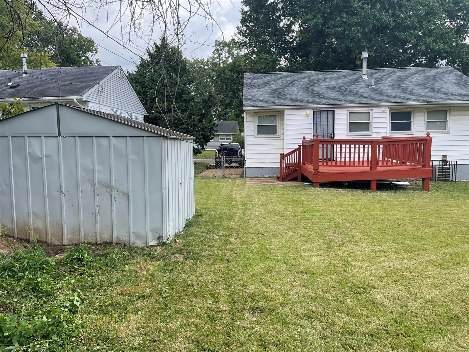 257 Cameron Road St. Louis, MO 63137 - Photo 30 of 30