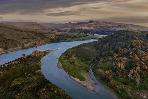 $1,182,000 | 10777 Rock Point Drive, Jenner, CA 95450