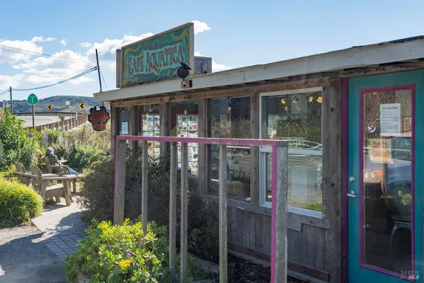 $1,182,000 | 10777 Rock Point Drive, Jenner, CA 95450