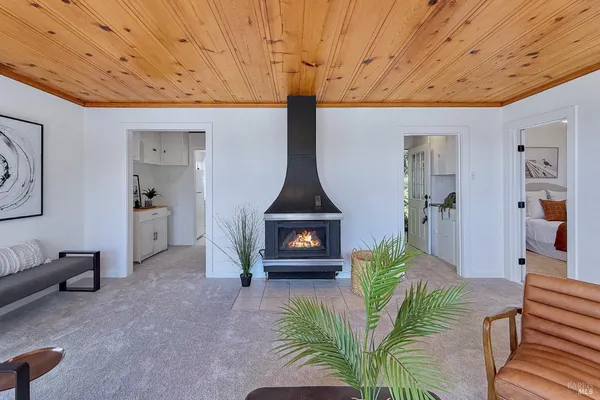 $1,182,000 | 10777 Rock Point Drive, Jenner, CA 95450