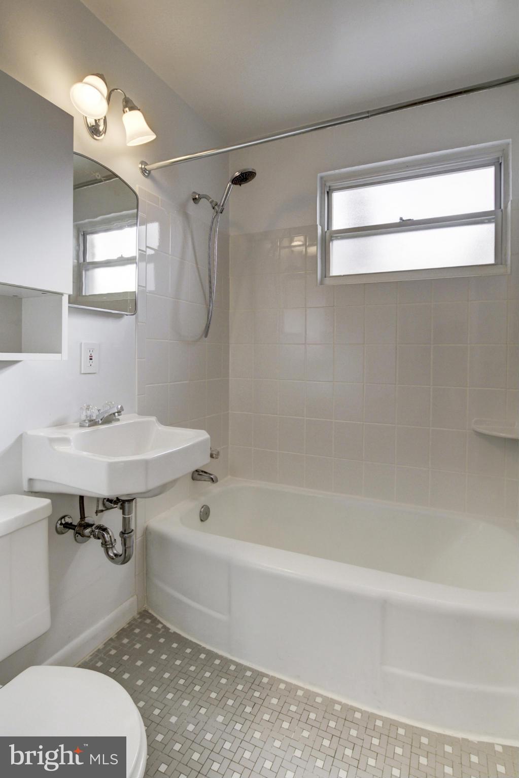 703 Robert Road Rockville, MD 20850 - Photo 17 of 30 UPPER LEVEL FULL BATHROOM