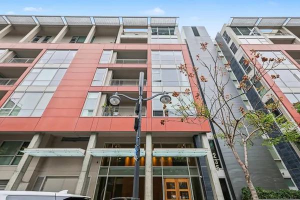 $7,595 | 235 Berry Street, Unit 316, San Francisco, CA 94158