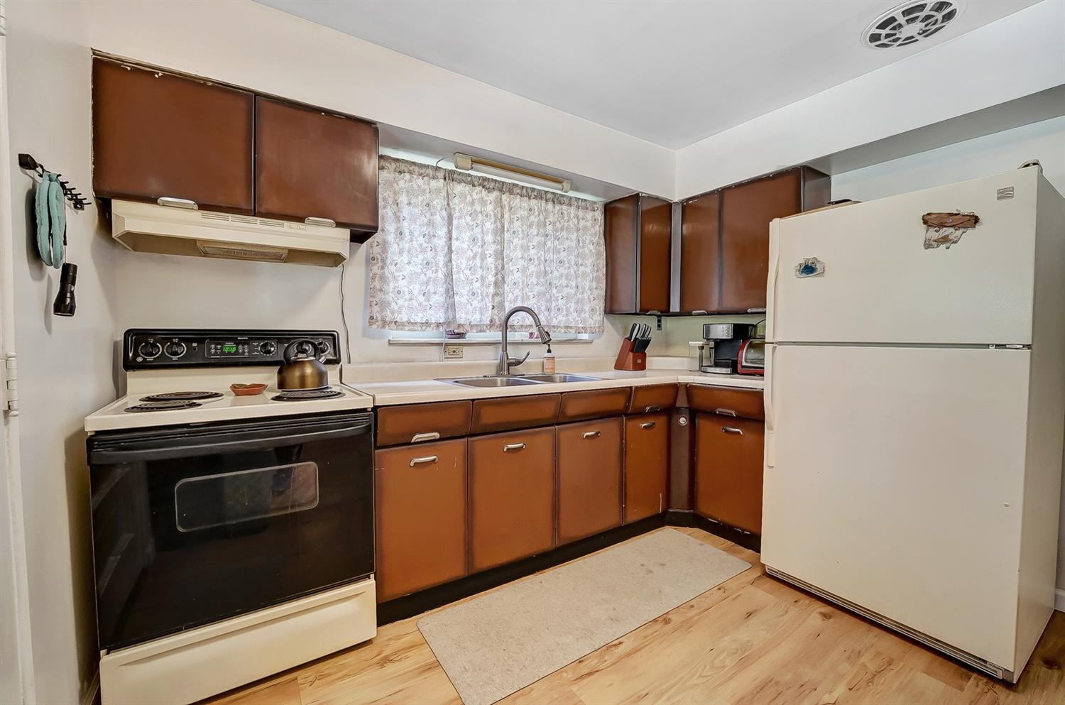 5522 Rapid Run Road Cincinnati, OH 45238 - Photo 8 of 28