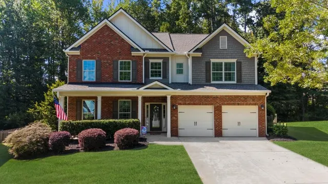 $675,000 | 5985 Willow Oak Pass, Cumming, GA 30040