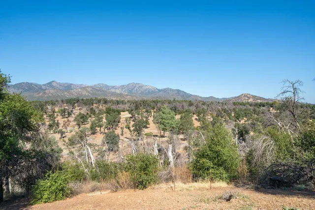 $395,000 | 7254 Abutment Way, Igo, CA 96047