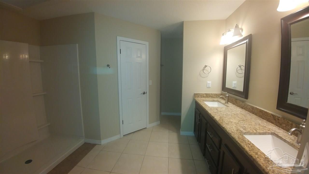 10941 Oak Valley Drive Pensacola, FL 32506 - Photo 4 of 9