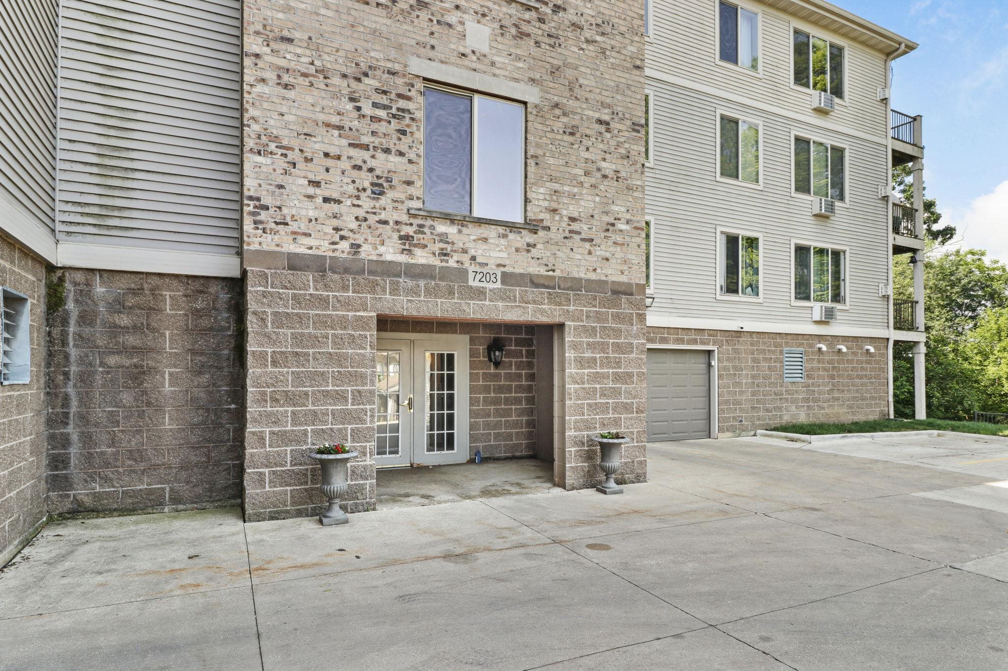 7203 Mid Town Road, Unit 209 Madison, WI 53719 - Photo 33 of 34