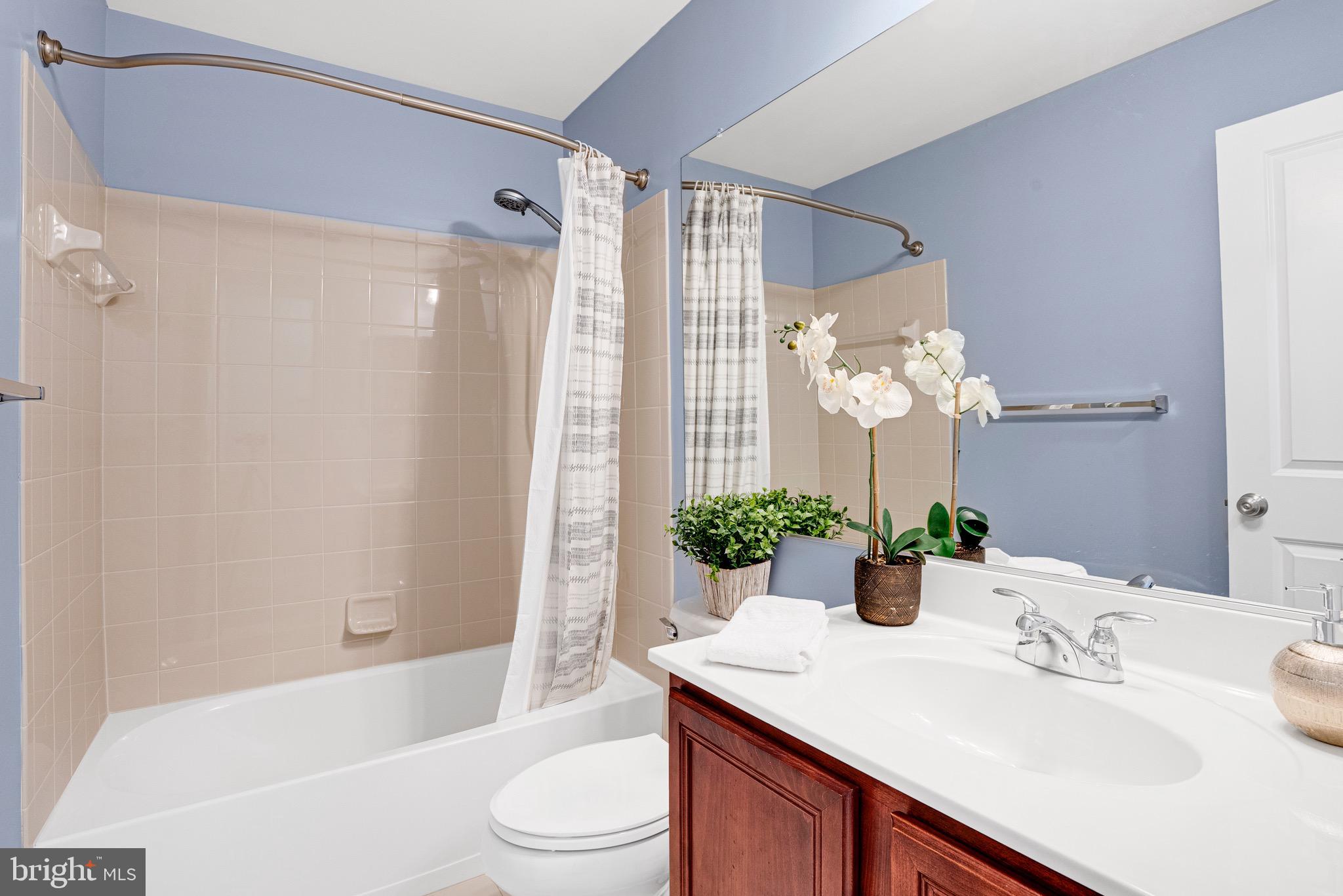 9825 Garden Ranges Laurel, MD 20723 - Photo 39 of 46 Lower Level Full Bath 3 | Tub Shower.
