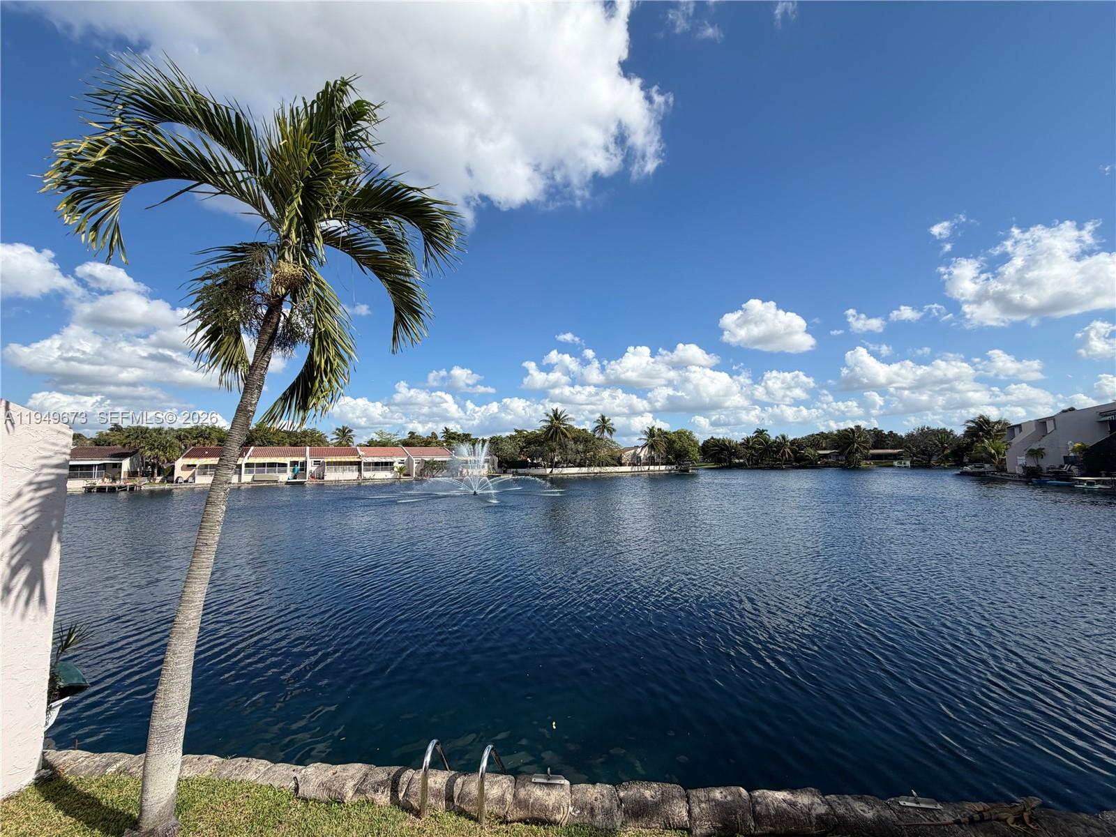 7216 Jacaranda Lane Miami Lakes, FL 33014 - Photo 15 of 17