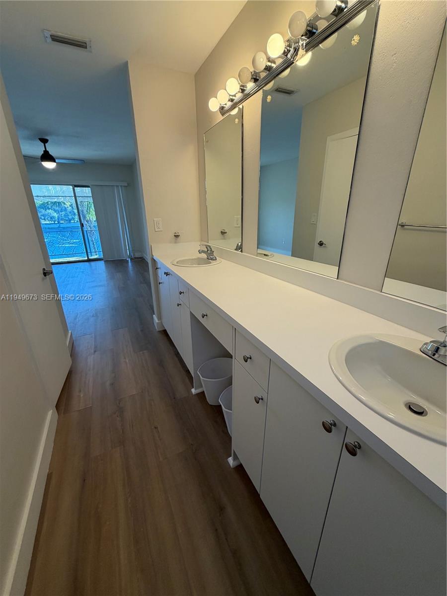 7216 Jacaranda Lane Miami Lakes, FL 33014 - Photo 6 of 17