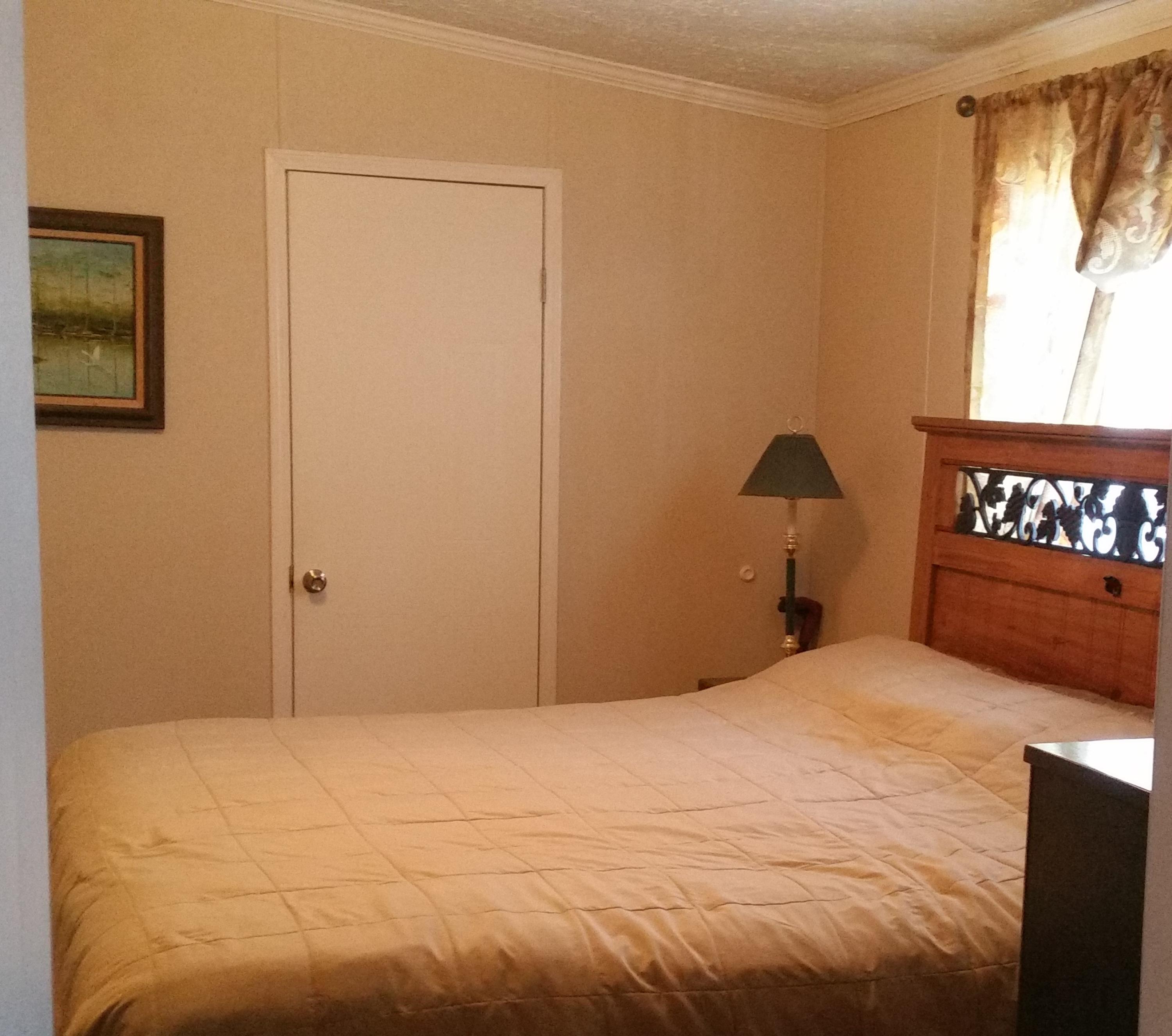130 Laura Boling Loop Road Strawberry Plains, TN 37871 - Photo 14 of 36 kingsize bed