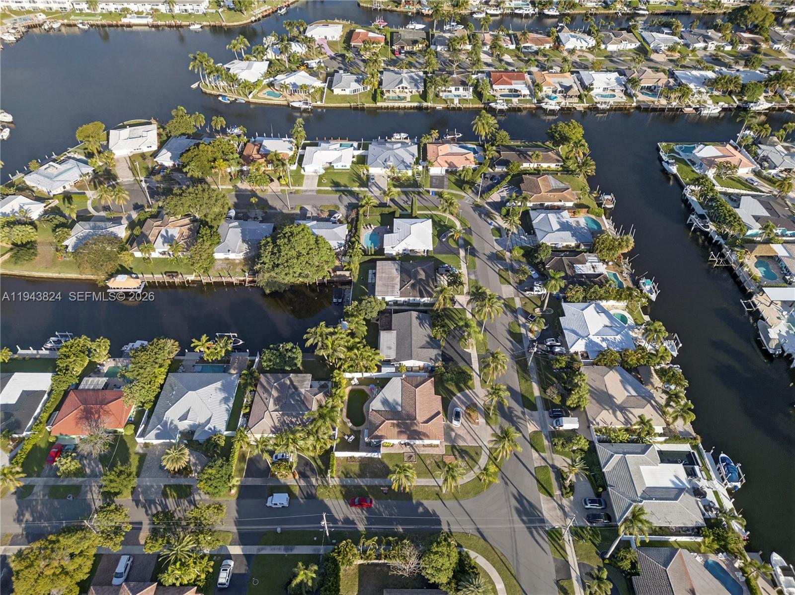 371 Southeast 3rd Street Pompano Beach, FL 33060 - Photo 8 of 87 a city view