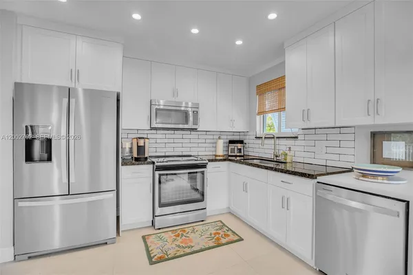 $1,573,000 | 128 Dove Avenue, Tavernier, FL 33070