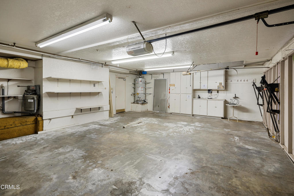 1400 Valley View Road, Unit 1 Glendale, CA 91202 - Photo 28 of 52 a view of a garage