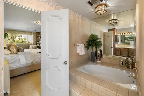 $1,590,000 | 1400 Valley View Road, Unit 1, Glendale, CA 91202