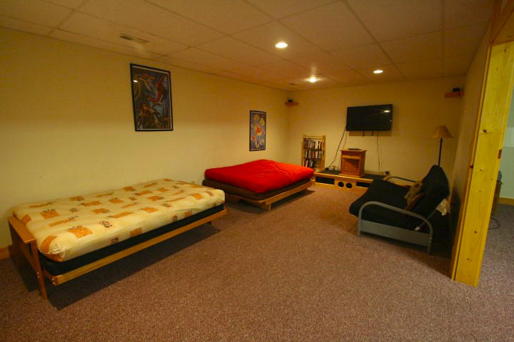 1616 South Mountain View Road Sevierville, TN 37876 - Photo 22 of 27 IMG_6500 (Small)BUNK ROOM