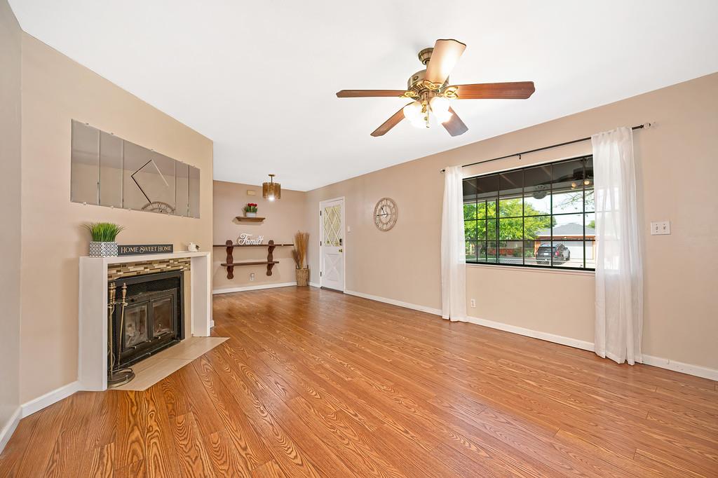 6409 Larry Way North Highlands, CA 95660 - Photo 5 of 21