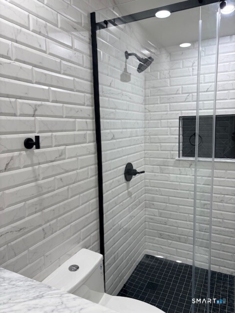 7 Spring Street, Unit 7 Wethersfield, CT 06109 - Photo 11 of 18