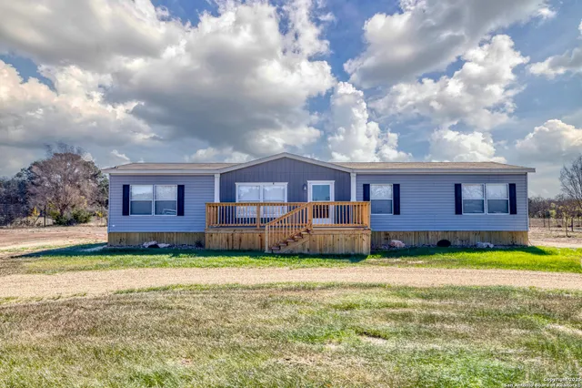$239,500 | 130 River Vly Road, Rio Frio, TX 78879