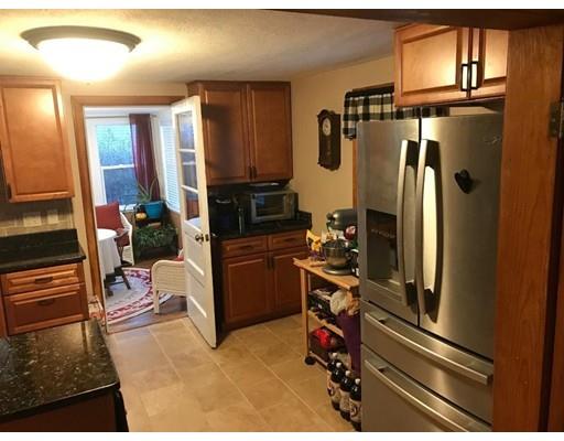 72 Bedford Road Woburn, MA 01801 - Photo 3 of 21 Gallery Image 3