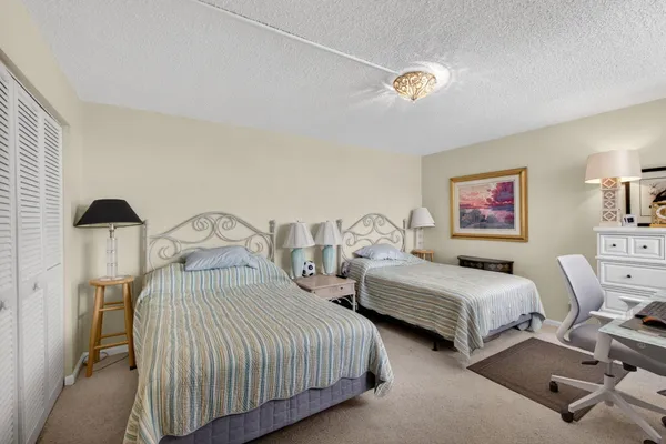 $650,000 | 5420 North Ocean Drive, Unit 1201, Singer Island, FL 33404